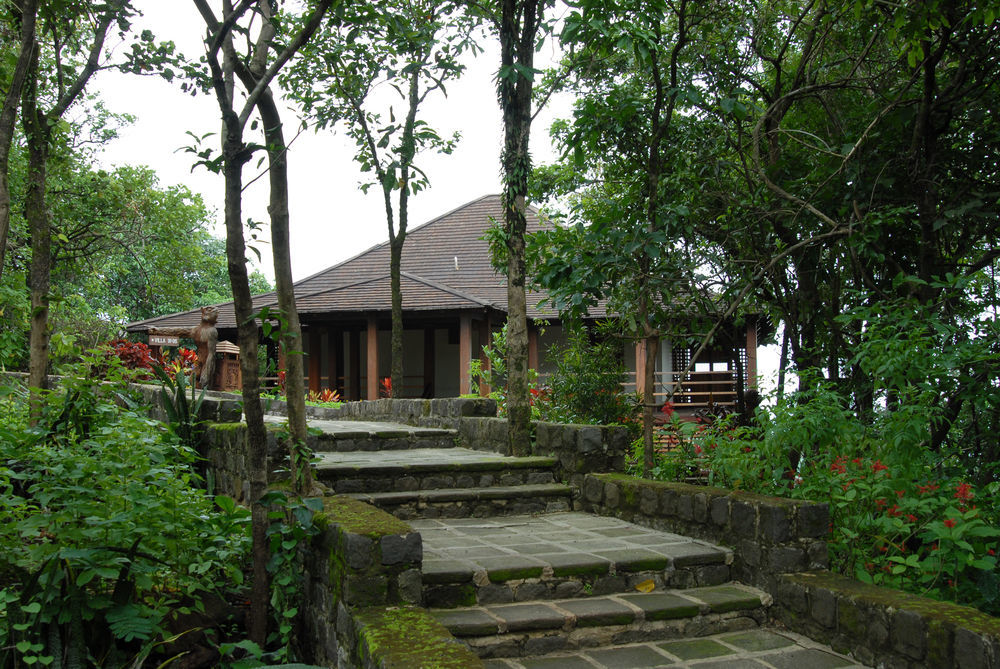Popa Mountain Resort Mount Popa Exterior photo